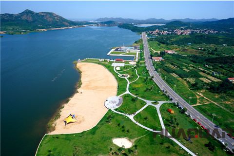 『隨華全，觀天下』 ——走進棲霞