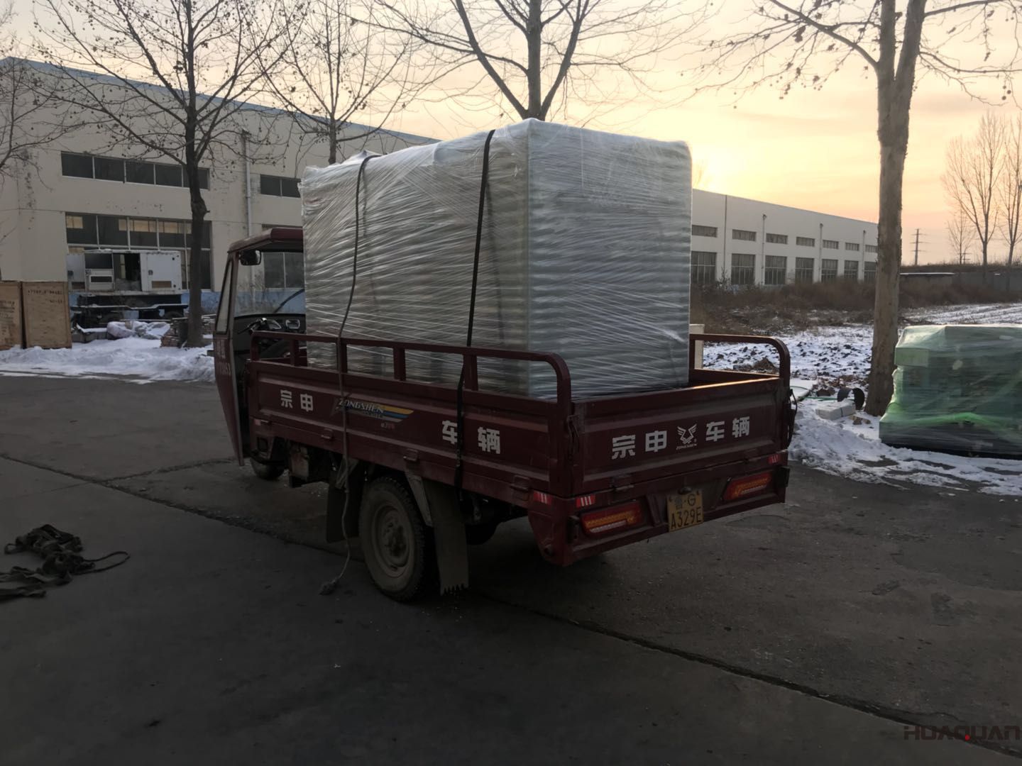   華全動力75kw柴油發電機組于1月24日發往江蘇