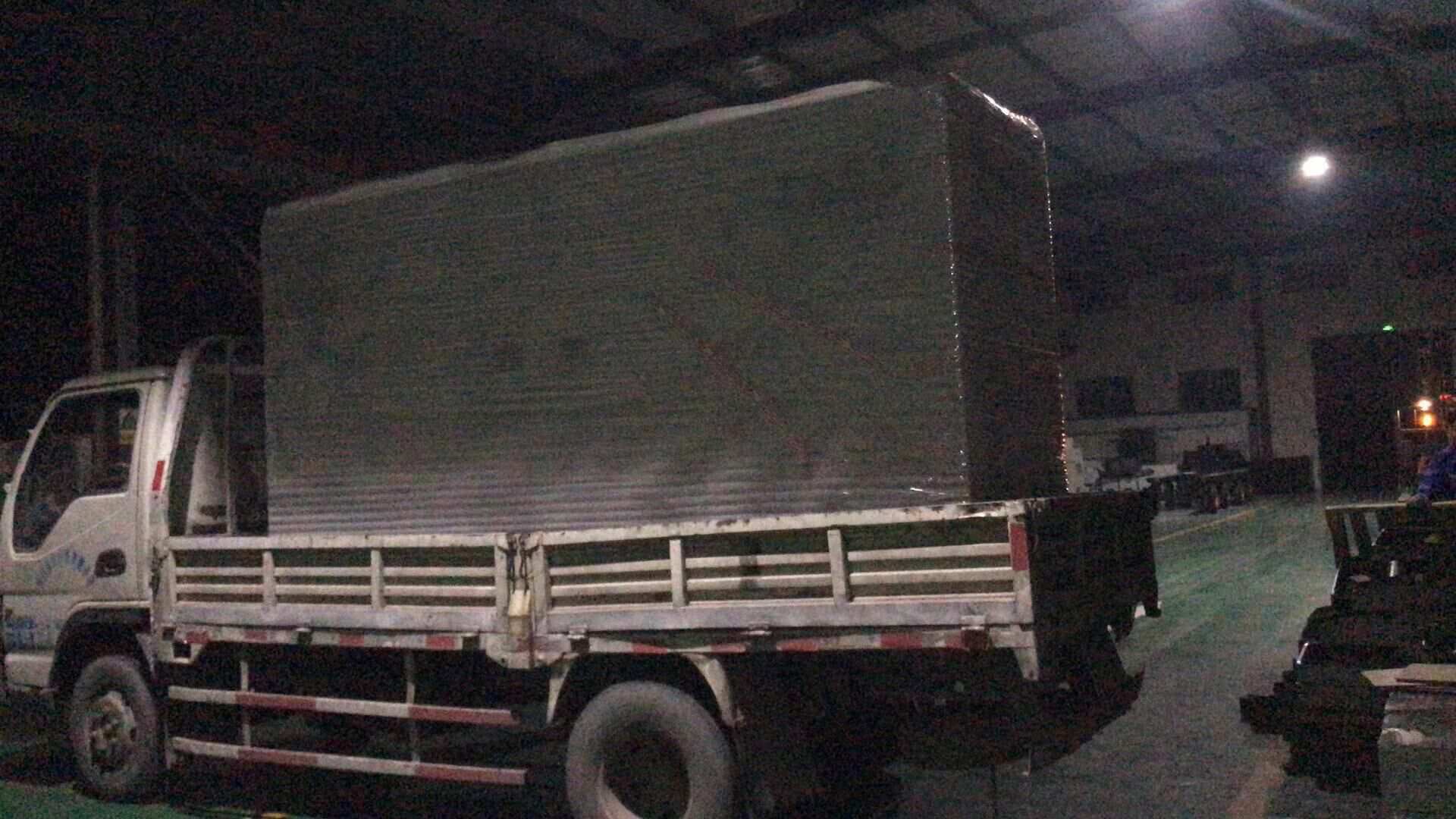 12月25日，孟先生從華全動(dòng)力訂購(gòu)的75kw四保護(hù)燃?xì)獍l(fā)電機(jī)組現(xiàn)已成功發(fā)往山西省