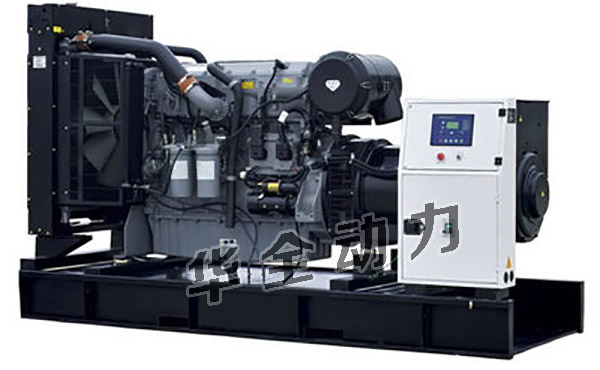 3月26日，馬先生訂購的含棚移動(dòng)拖車發(fā)電機(jī)組從華全動(dòng)力發(fā)往山東省